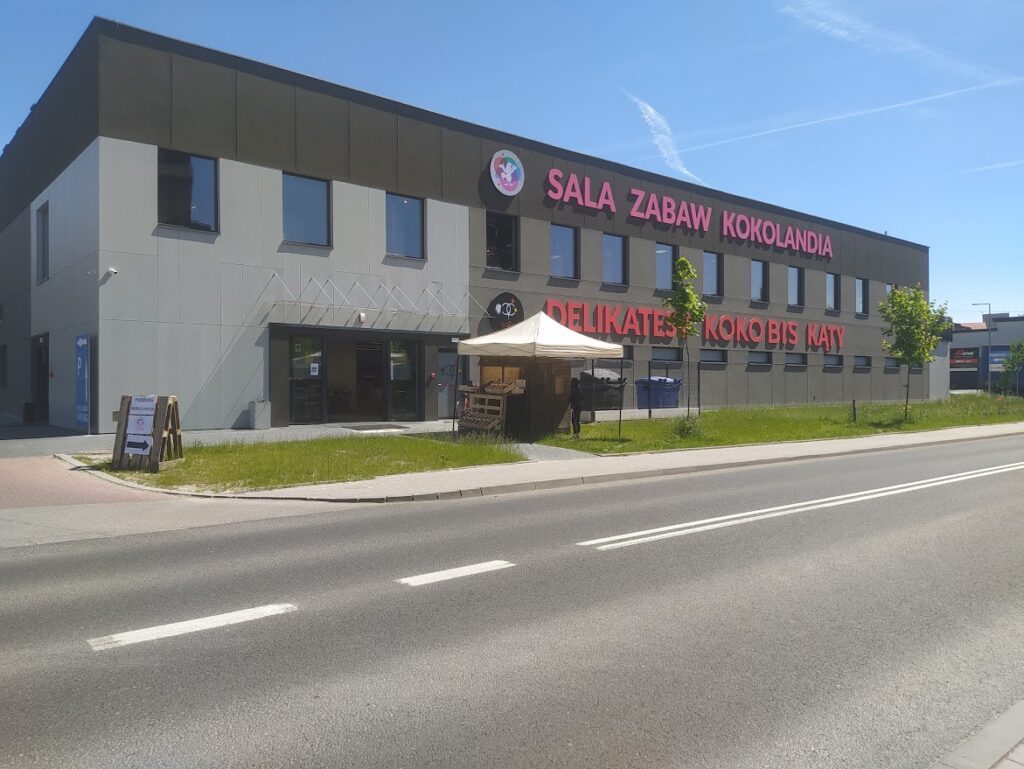 Obiekt handlowo-usługowy